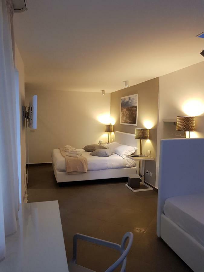 Hotel Le Stanze di Piazza Cairoli Messina Esterno foto