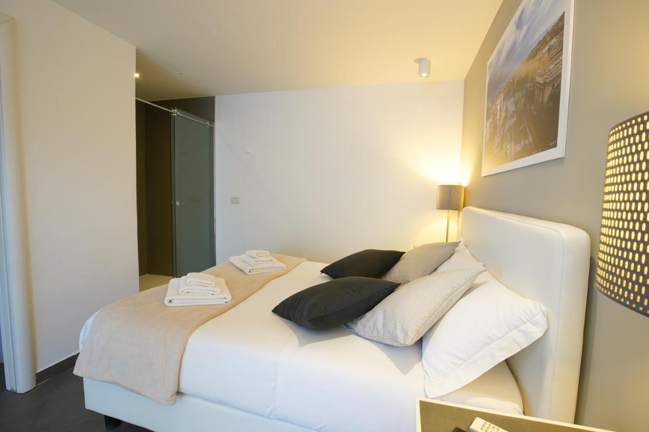 Hotel Le Stanze di Piazza Cairoli Messina Esterno foto
